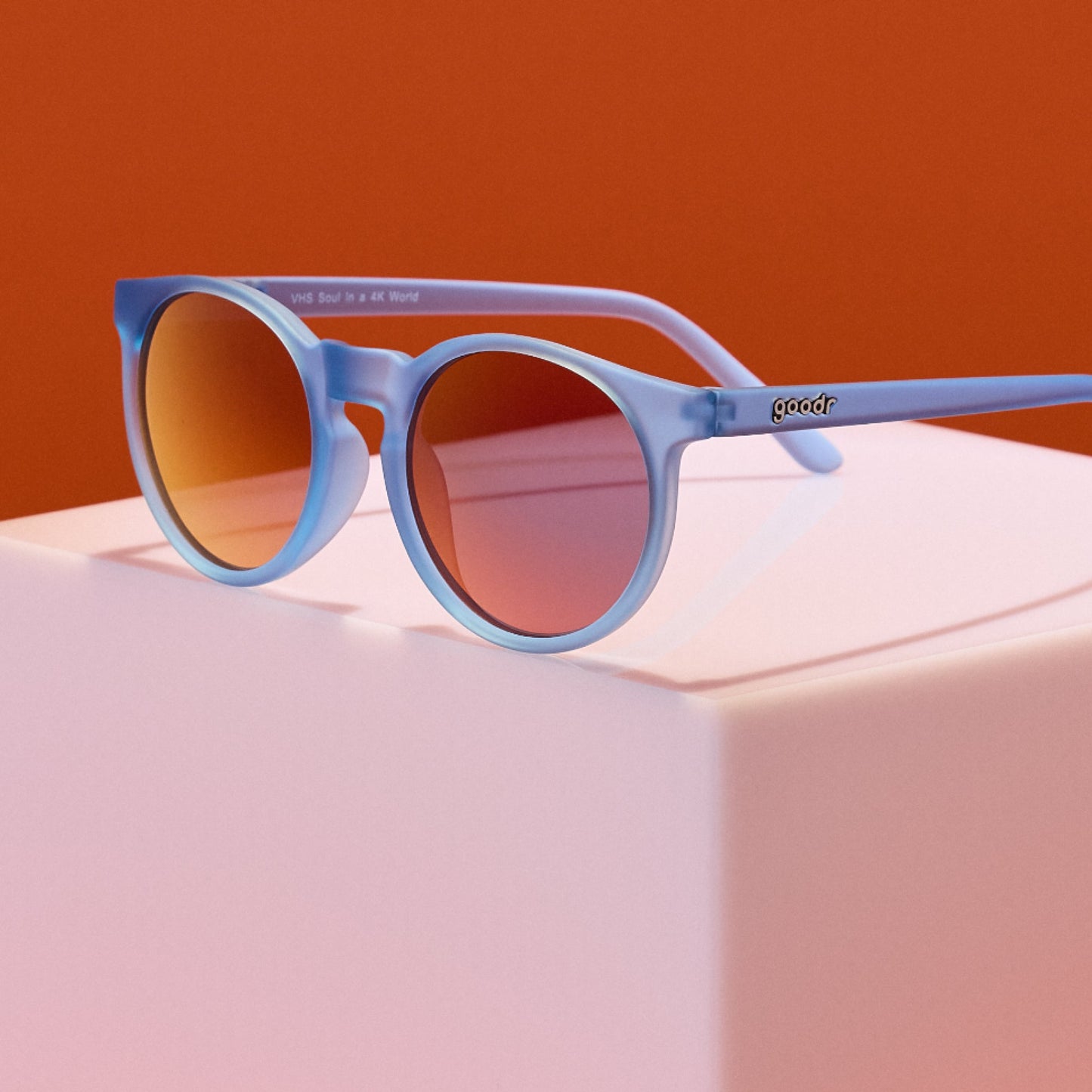 Blue Circle Sunglasses - VHS Soul in a 4K World Blue | Goodr