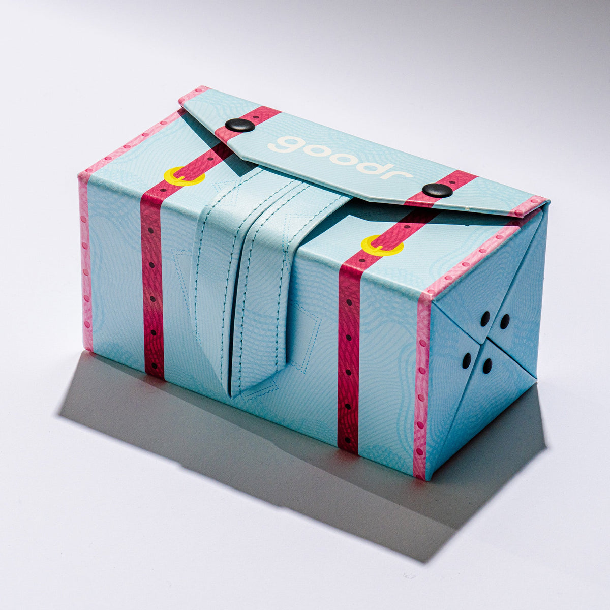 Globetrotter's Suitcase | Goodr