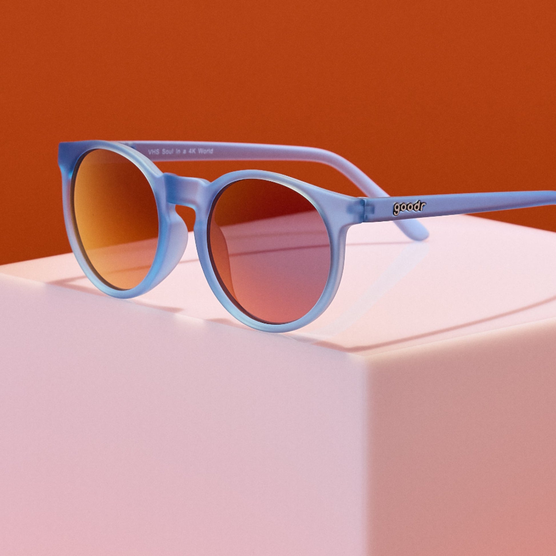 Blue Circle Sunglasses - VHS Soul in a 4K World Blue | Goodr
