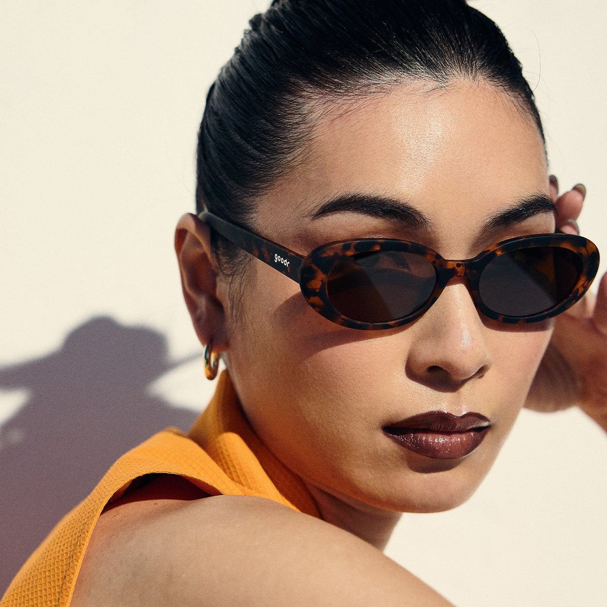 Oval Tortoiseshell Sunglasses - Karaoke Machine Solo Tortoiseshell | Goodr